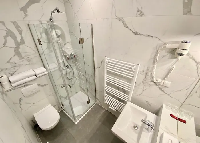 Hotel Marc Aurel - Center 3*